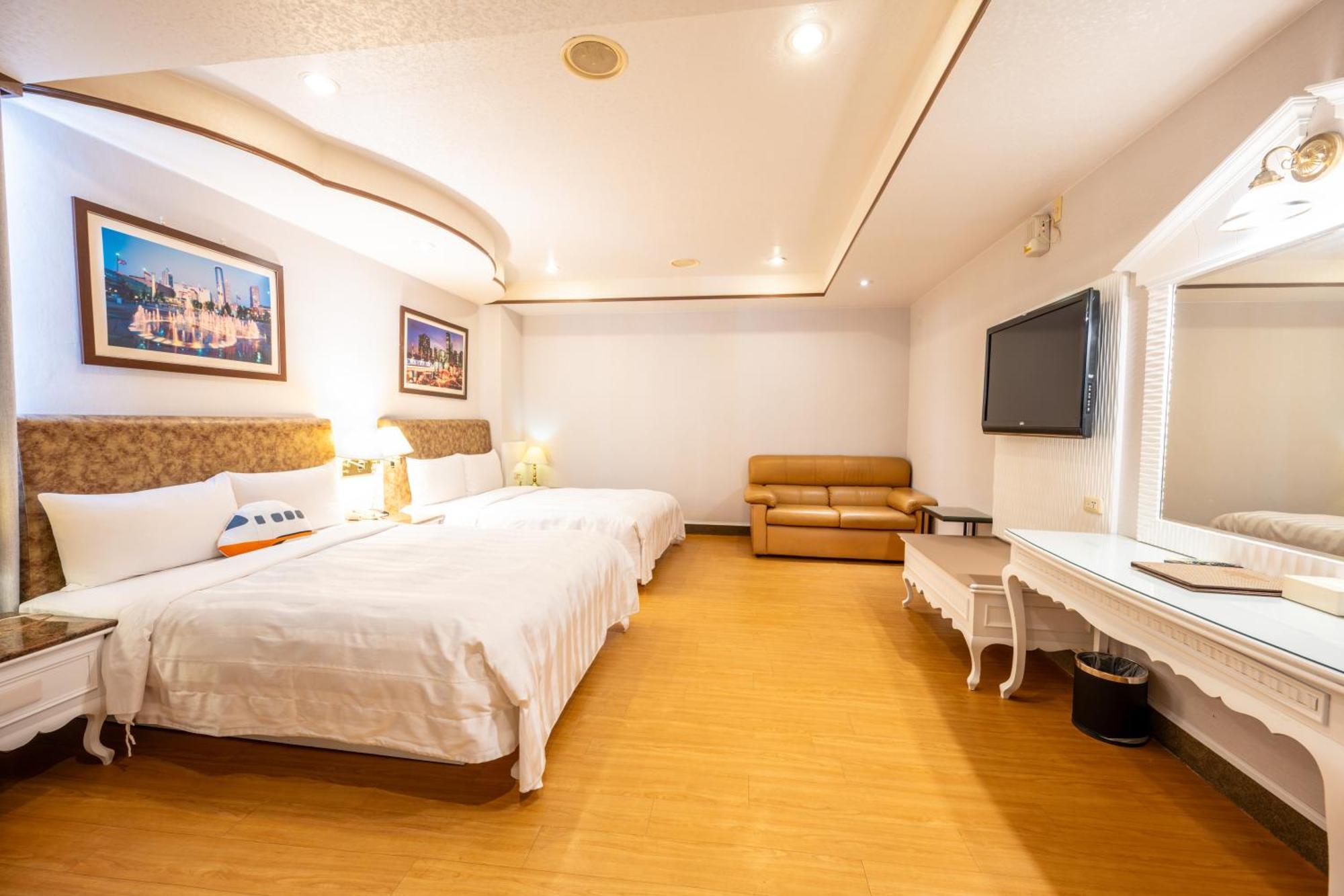 Wenpin Hotel - Pier 2 Kaohsiung Exterior foto